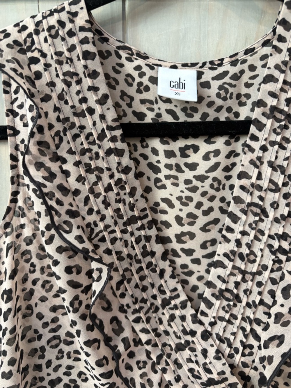 Cabi Sleeveless Animal Print V-Neck Top - Picture 4 of 8